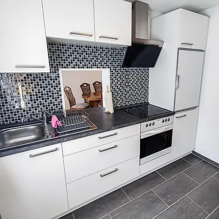 Ella, 95qm, Terrasse * 토트나우