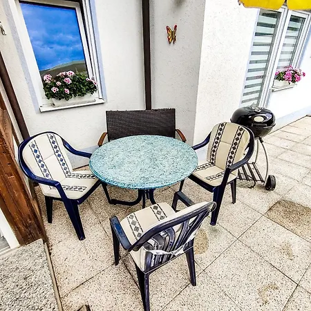 Ella, 95qm, Terrasse 아파트 토트나우